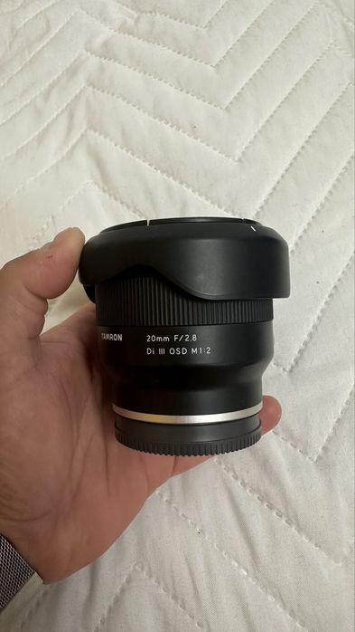 Tamron 20mm за Сони