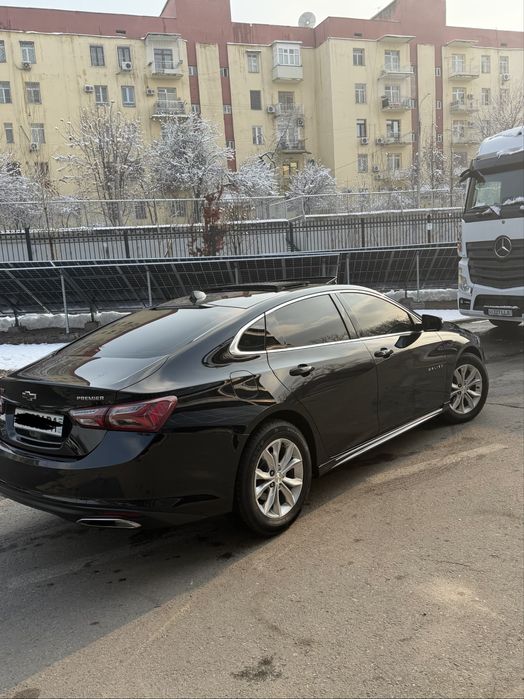 Malibu 2 Rangi Qora sotiladi