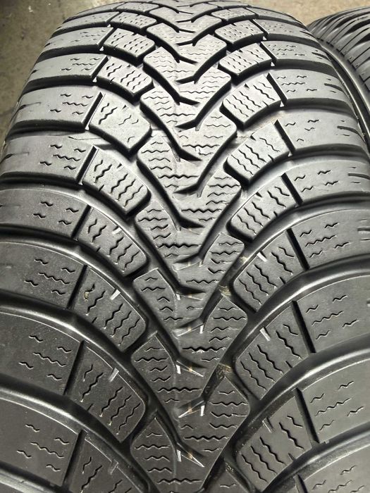 # Anvelope Iarna 205/60 R15 - stoc depozit