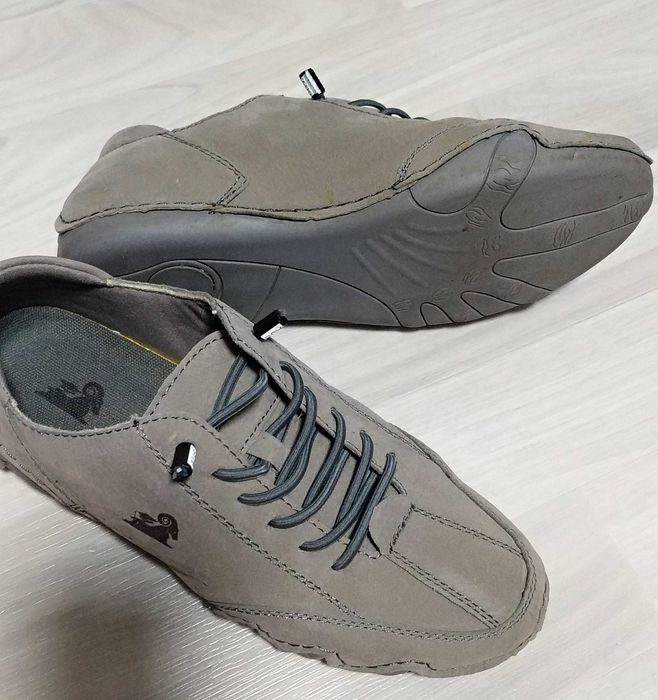 Нескользящие кроссовки