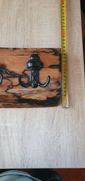 Cuier din lemn de stejar