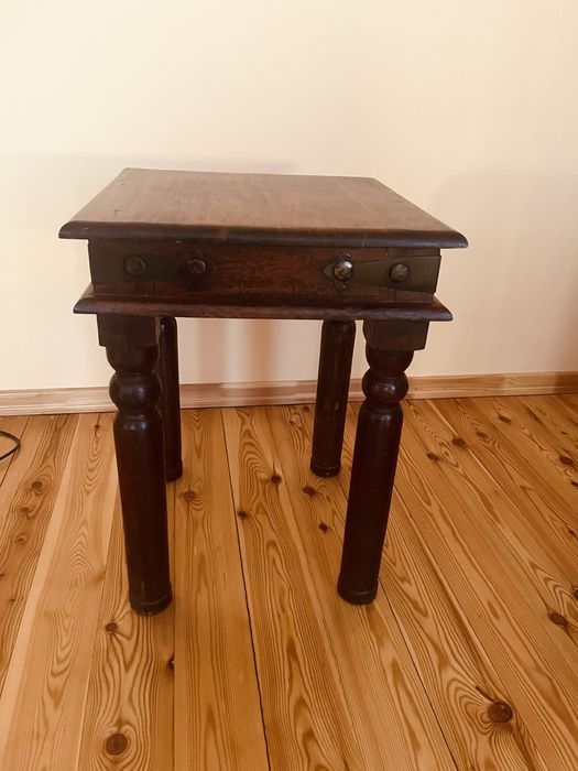 Винтидж дървена маса