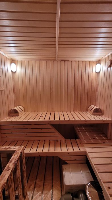 Баня большая 6х2,4м, готовая к использованию, мобильная баня