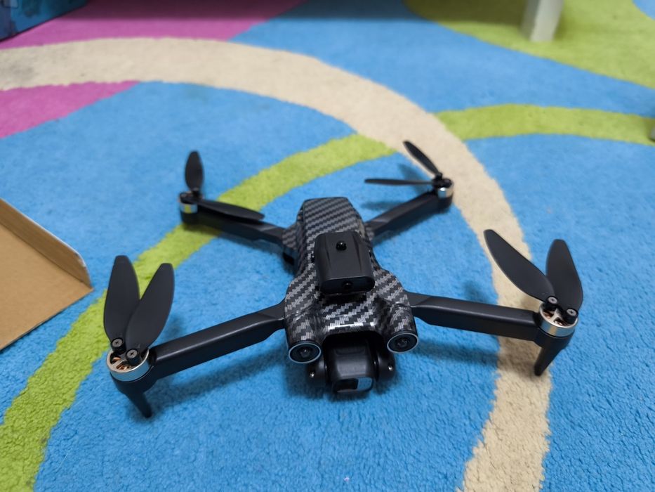 Квадрокоптер с камерой