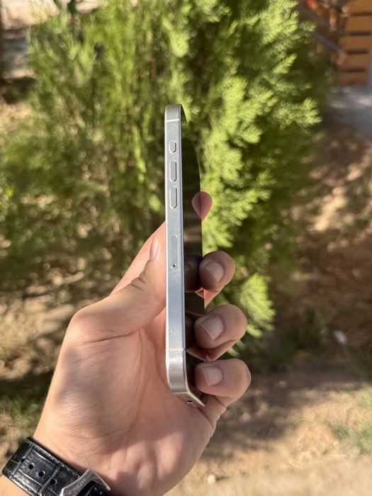 IPhone 15 pro White