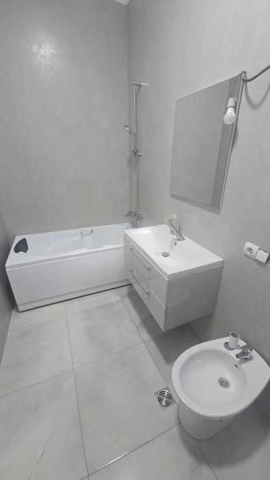 Apartament 4 cam