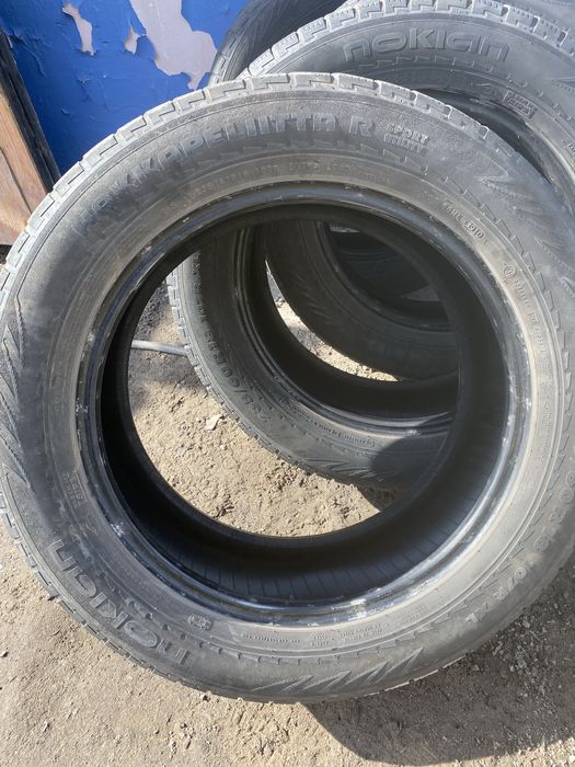 235/60/18 nokian зимний
