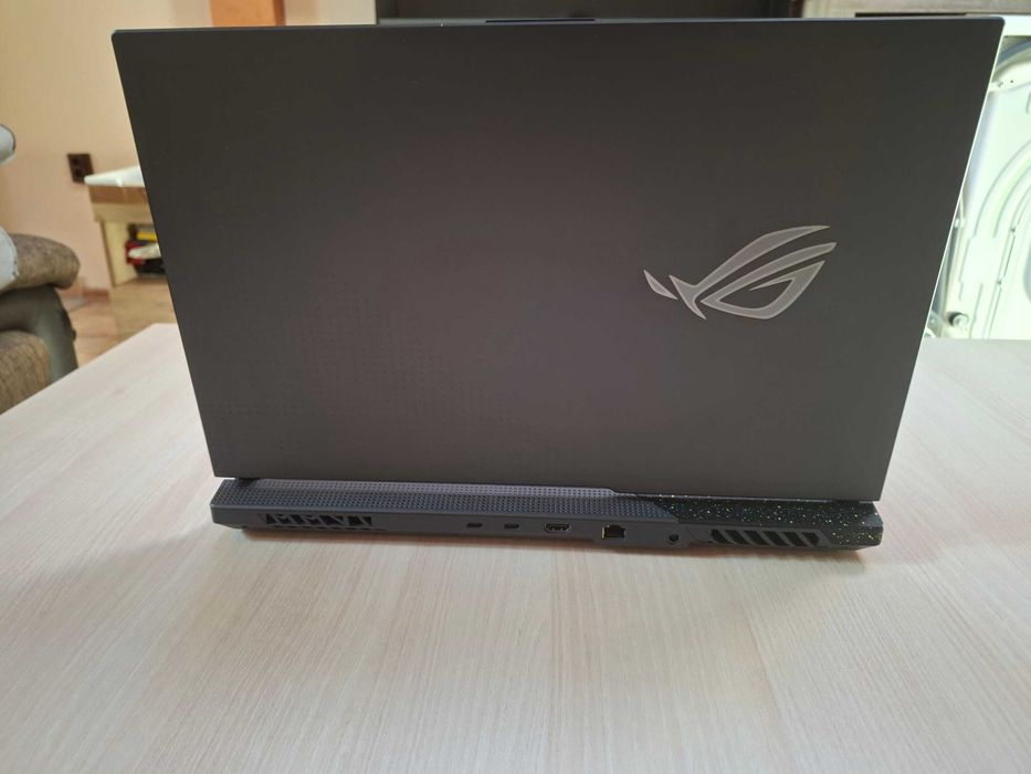 Отличен Лаптоп ASUS ROG Strix G17 G713RM-KH011, 17.3" 300hz, Full HD, AMD Ryzen 7 6800H (3.2/4.7GHz, 16MB), NVIDIA RTX 3060 6GB, 16 GB, 1 TB SSD