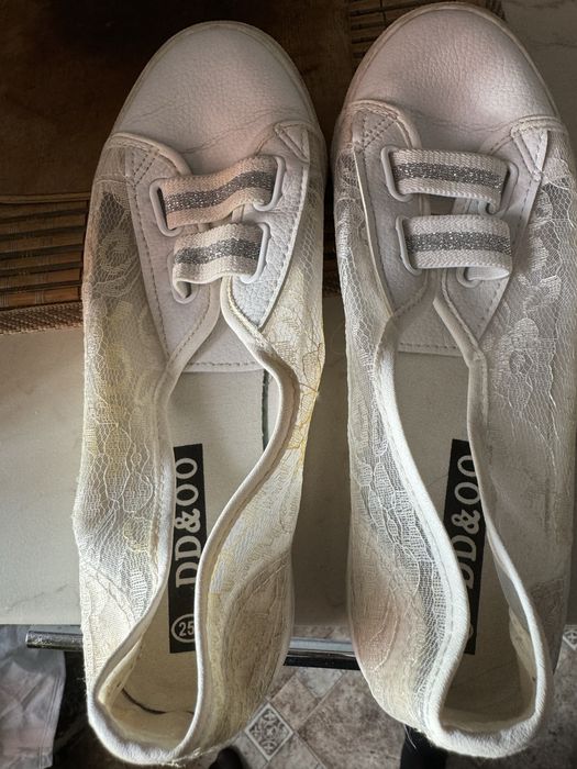 Продам обуви