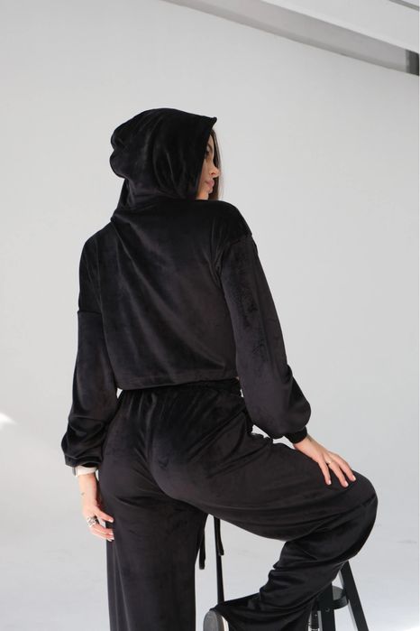 Комлект Karma в черно