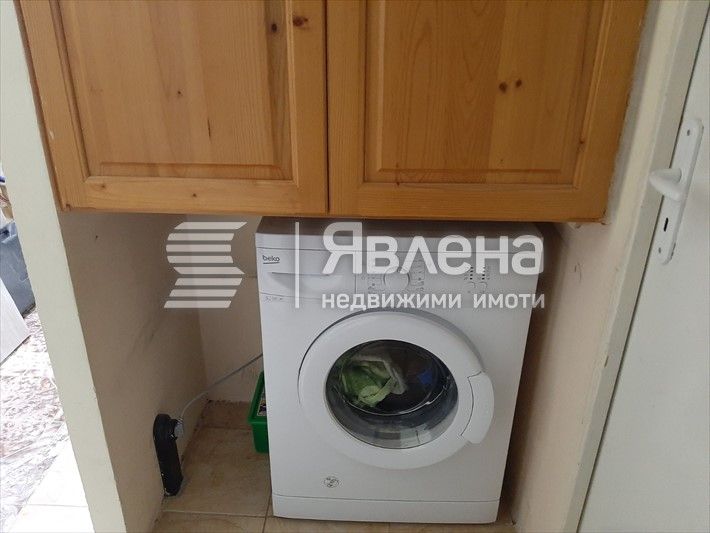 Продава се Тристаен апартамент в Ямбол, Георги Бенковски - 78 кв.м за 654 €/кв.м - Снимка #10