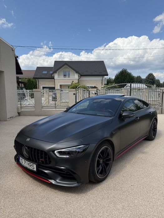 Mercedes-AMG GT 43 4MATIC+ | 2022 | Configurație premium | Gri Grafit / Piele Roșie