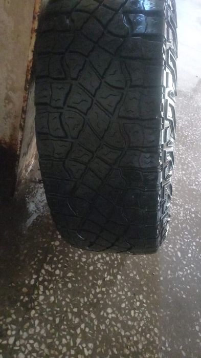 Колесо на RAM . LT325/65 R18
