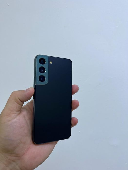 Телефон Samsung s22 128gb