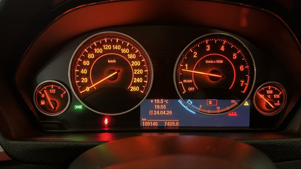 BMW SERIA 3 , an 2013