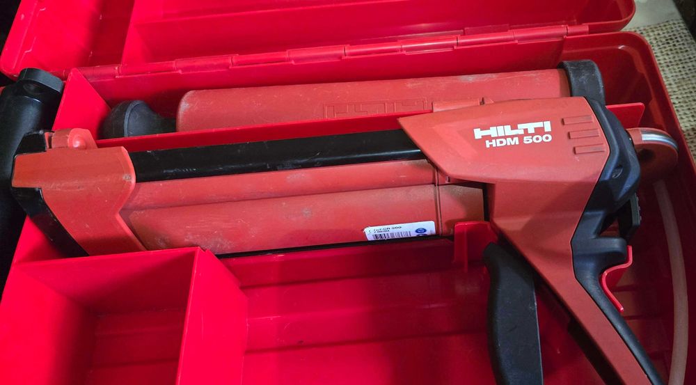 Hilti HDM 500 ръчен дозиращ уред + анкерна смола 500 мл