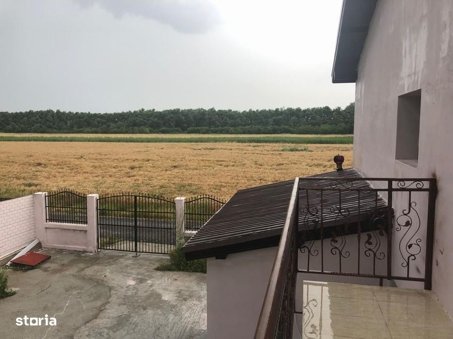 Casă cu 6 camere, curte și siguranță maximă