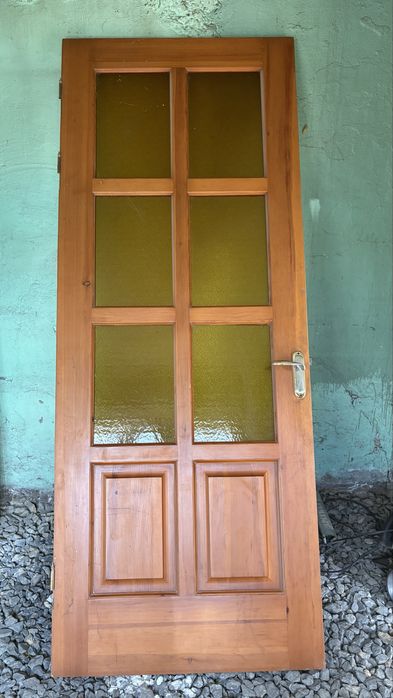 Деревянные двери