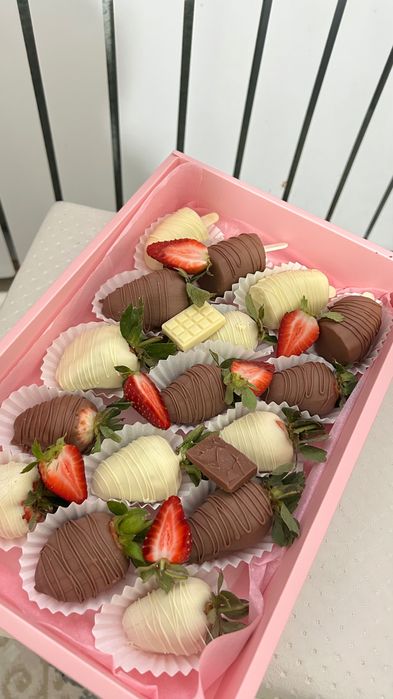 Клубника в шоколаде, трайфлы