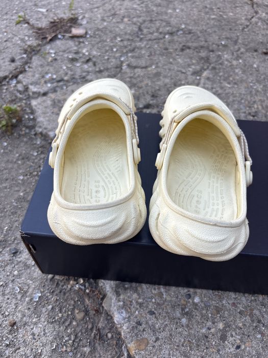 Vand papuci crocs