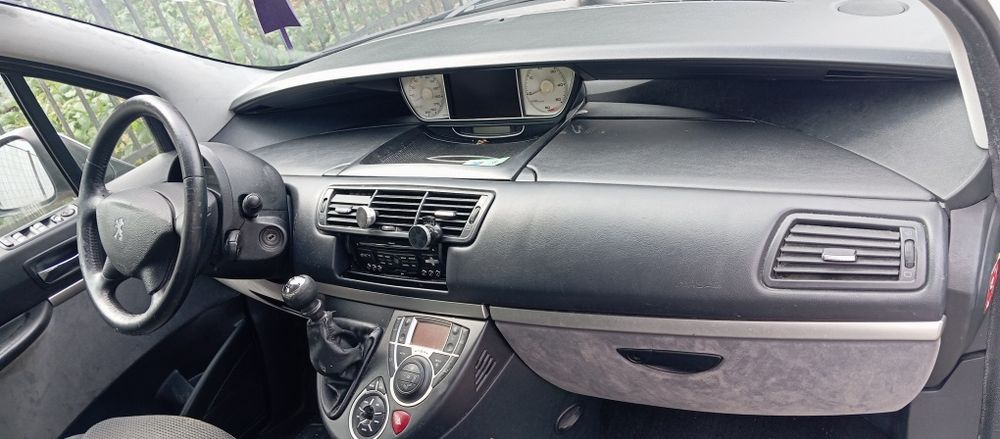 Dezmembrez Peugeot 807 , Citroen C8, 2.0 HDI