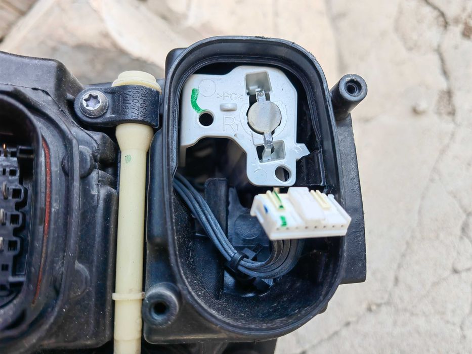 Фар Audi A3 Audi S3 Audi RS3 LED десен/Фар Ауди А3 С3 РС3 Оригинален