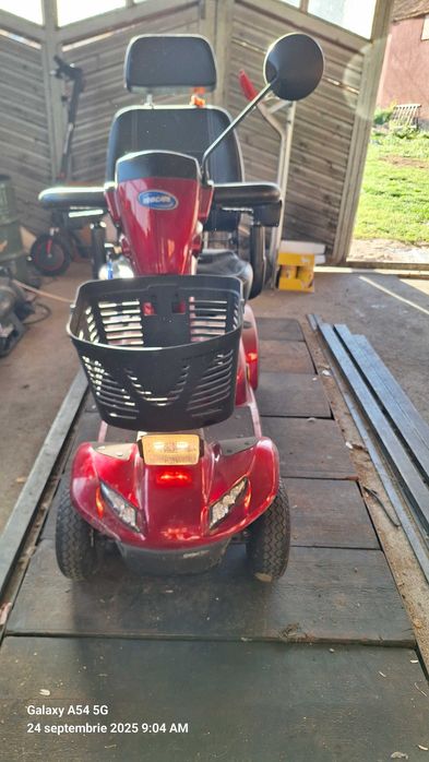 Scuter electric persoane cu handicap