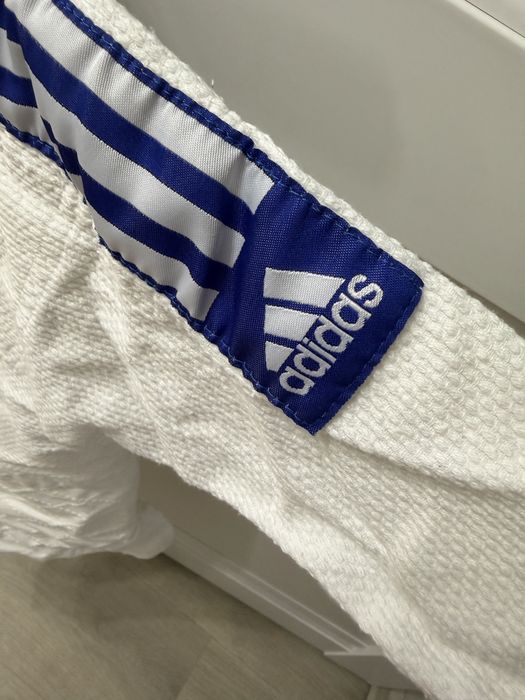 Продам Кимоно для мальчика