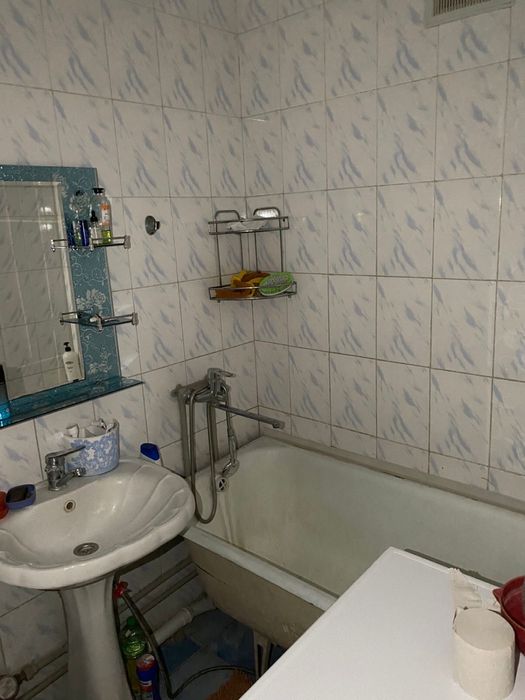 2 х комнатная квартира продается