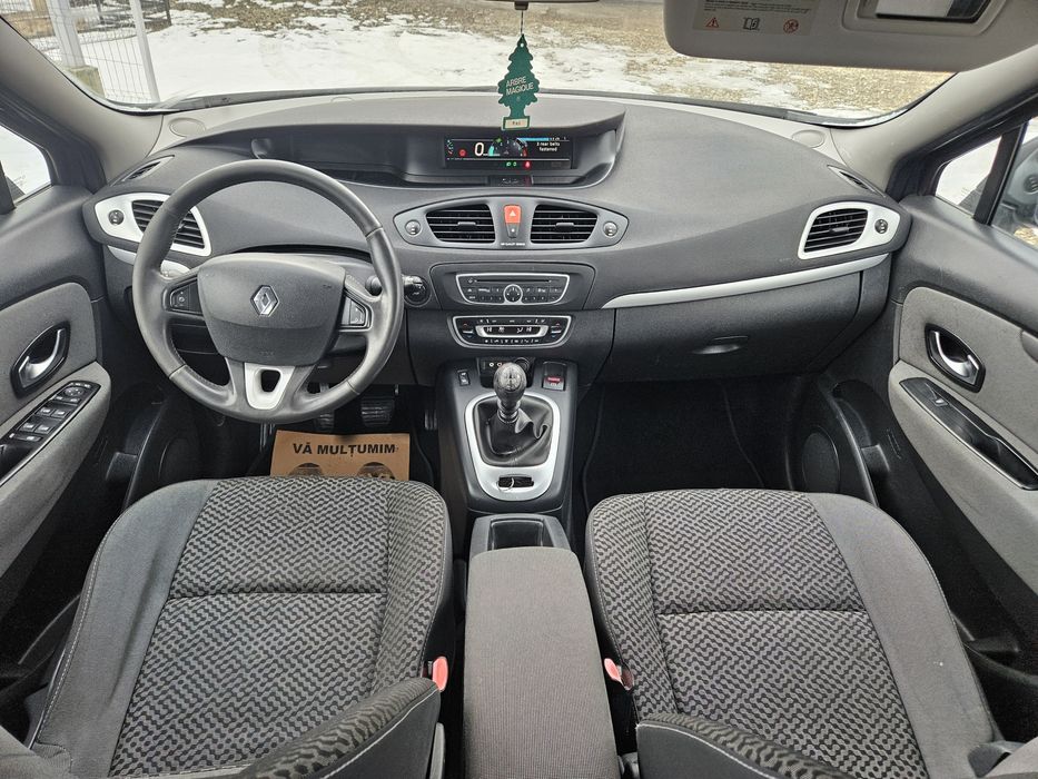 Renault  Grand Scenic 3   cu 7 lucuri 1.6 disel 131de cai !