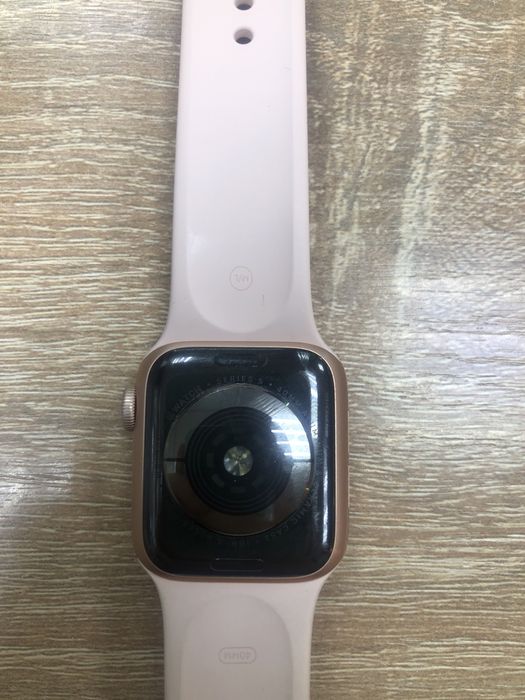 Часы Apple Watch 5 40mm(A4)