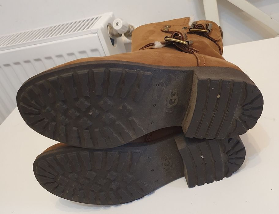Cizme UGG masura 37