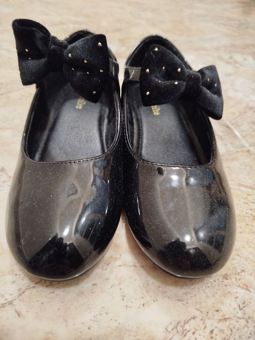 Детски елегантни черни обувки I love DeeZee