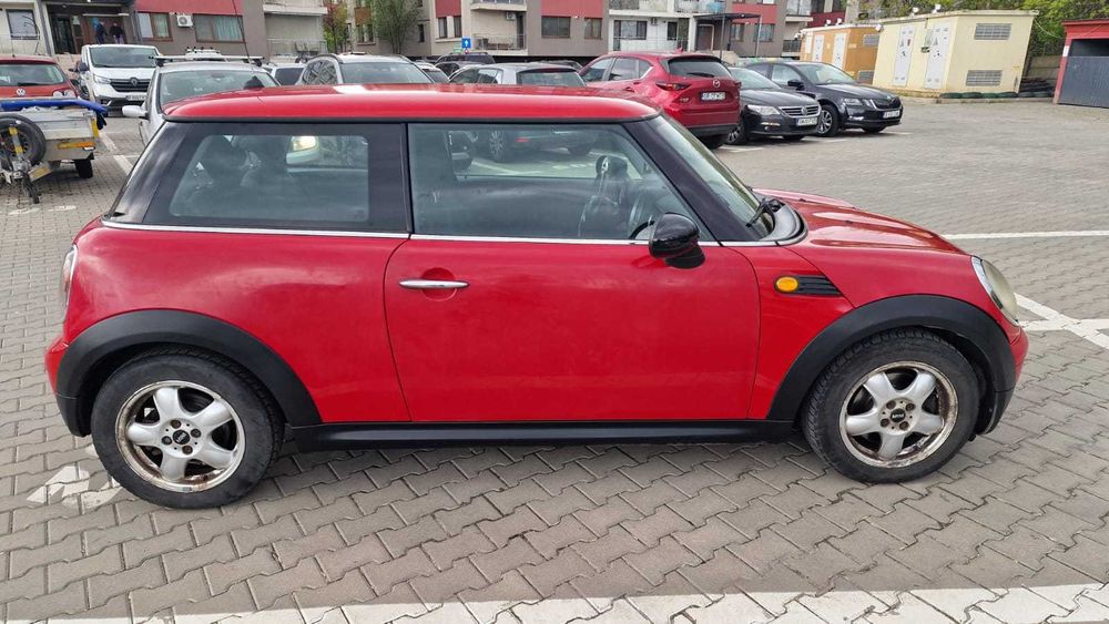 Mini One 2008, 1.400 cc, 131.360 km