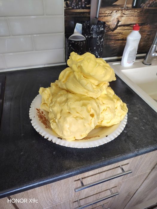 Продаю масло майский