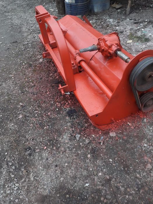 Tocator resturi vegetale