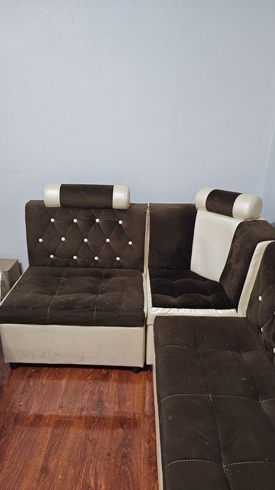 Диван сатылады орташа жагдайда