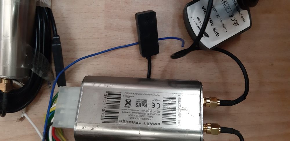 Продава GPS тракери