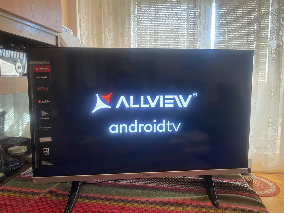 Televizor smart diagonala 83cm