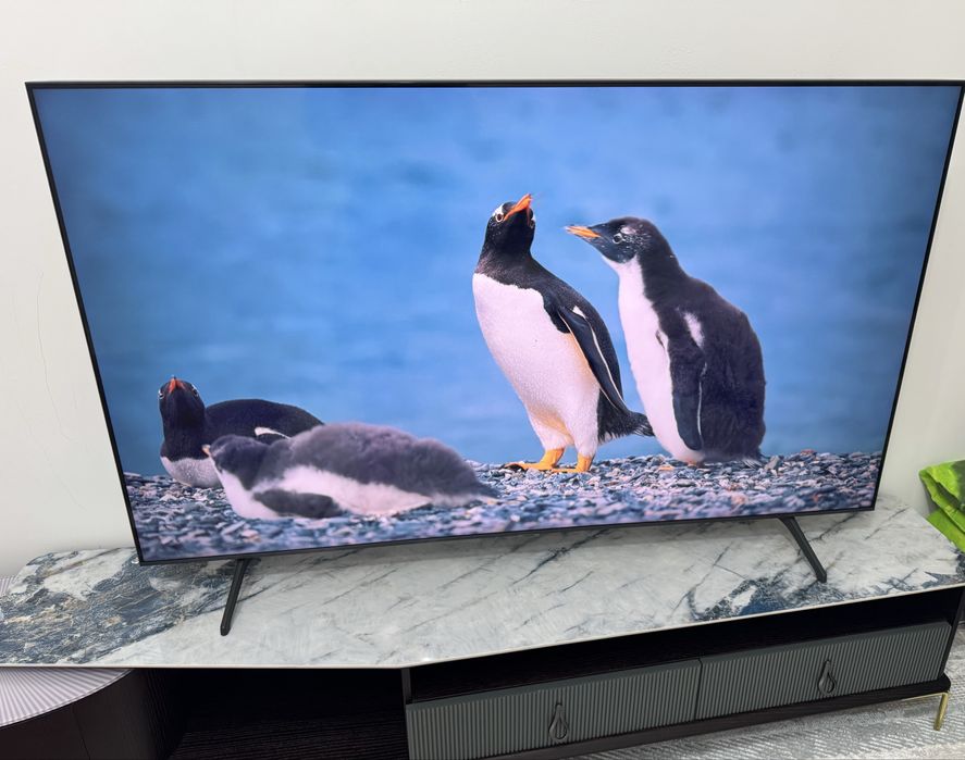 Продам телевизор Samsung 65