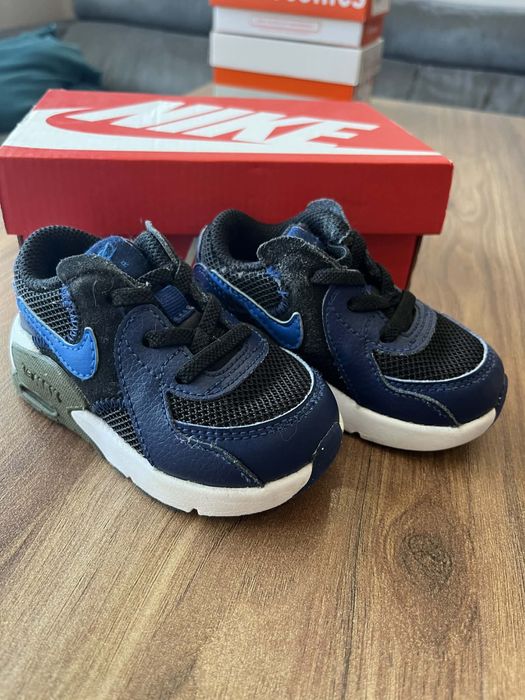 Маратонки Nike 21 номер