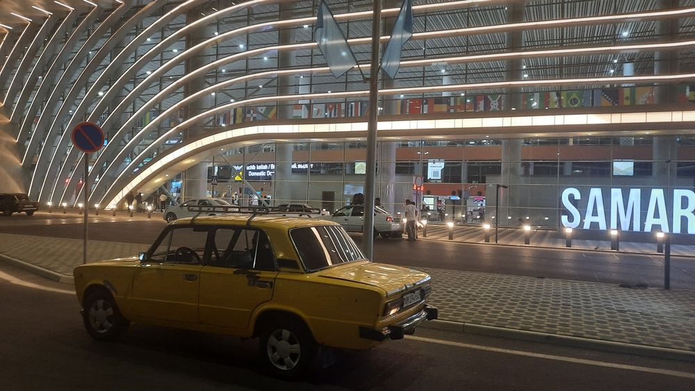 Ваз 21 06 урта холатда сотилади