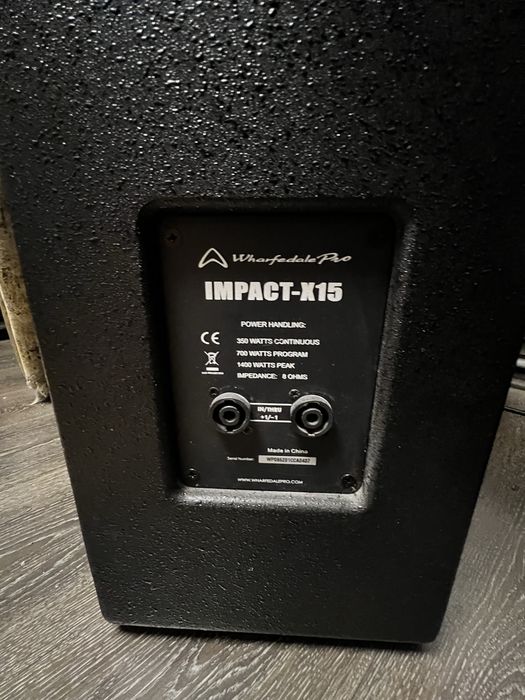 Vand boxe profesionale