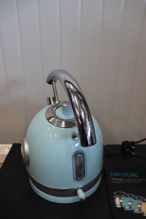 Електрическа кана Cecotec Thermosense 420 Vintage Light Blue