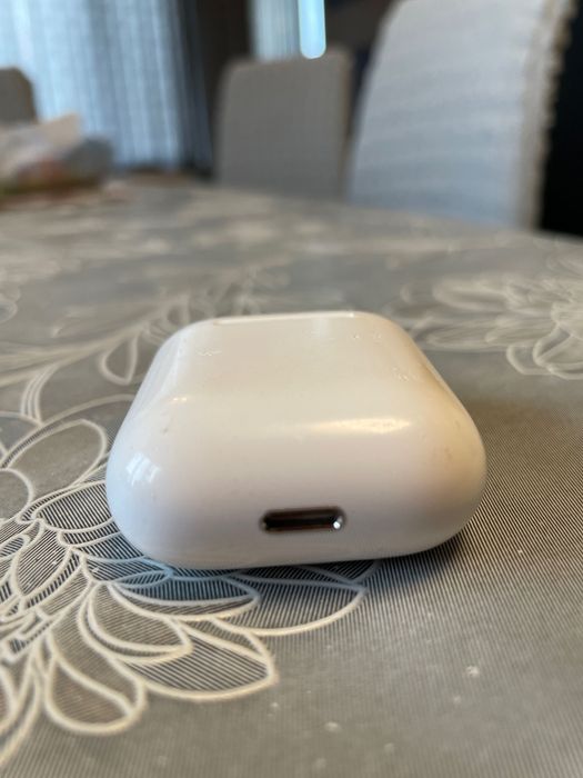 Слушалки AirPods 2 поколение