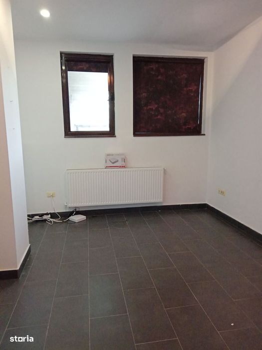 Spatiu comercial 350 mp parter