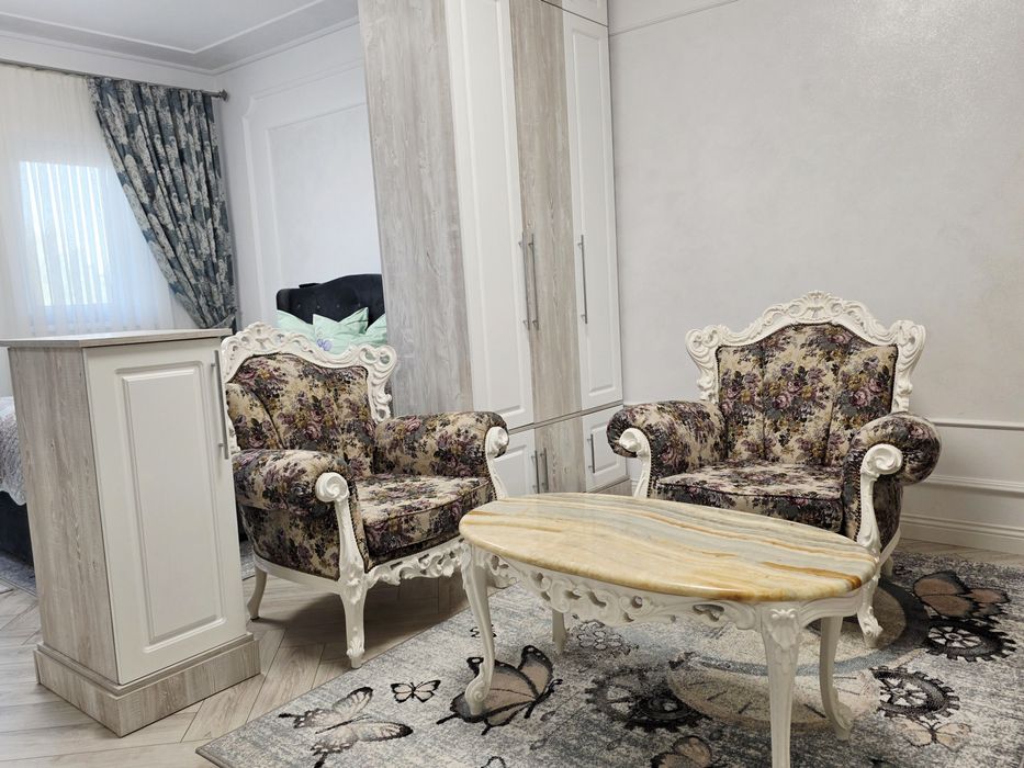 Apartament cu o camera pentru închiriere
