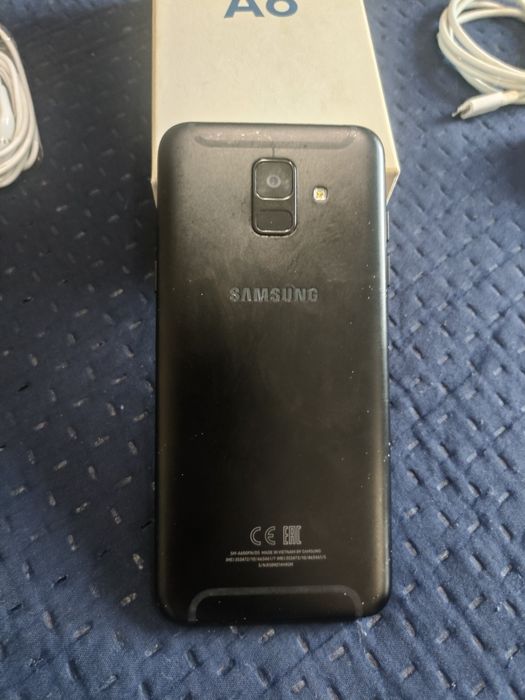 Продам Самсунг А6