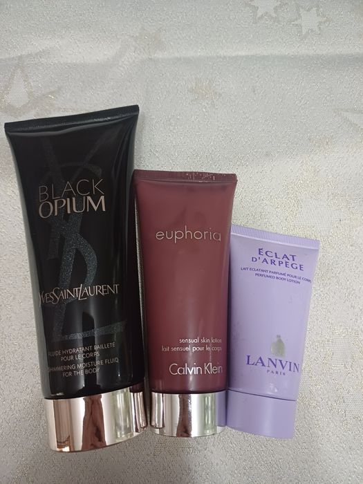 Оригинални дамски лосиони и душ гелове