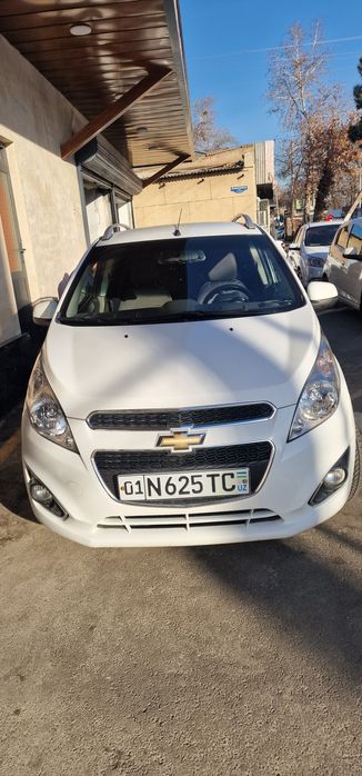 Продажа машина спарк автомат